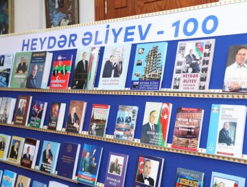 В БГУ проходит книжная выставка «Гейдар Алиев-100» (Фото)