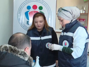 Бойцы невидимого фронта: как врачи помогают участникам акции на дороге Ханкенди - Лачын (Видео)