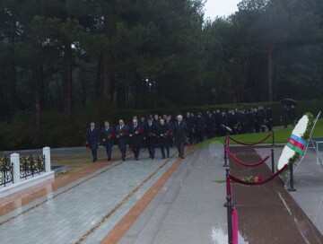 В Генпрокуратуре состоялась церемония почтения памяти великого лидера Гейдара Алиева (Фото)