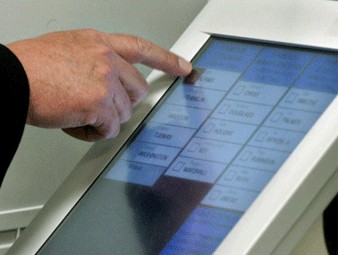 Изучается  возможность  электронного голосования 