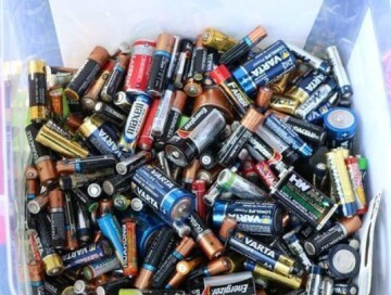 В Азербайджане растет число пунктов по сбору использованных батареек (Фото)