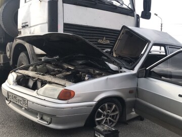 Страшное ДТП в Гейгеле: в столкновении грузовика и легковушки погибло 6 человек