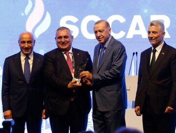 Президент Турции наградил SOCAR