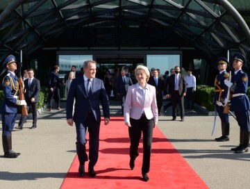 Завершился визит президента Еврокомиссии в Азербайджан (Фото)