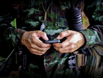 Уволены использовавшие мобильные телефоны во время службы азербайджанские военнослужащие