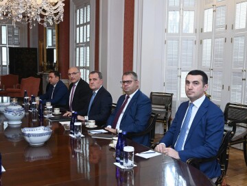 Началась встреча глав МИД Азербайджана и Армении (Фото)