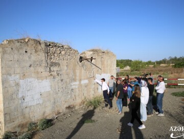 Зарубежные журналисты стали свидетелями армянского вандализма в Физули (Фото)
