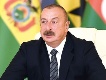 Президент Азербайджана совершил поездку в Агдамский район