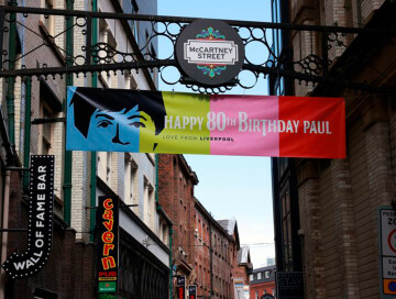 Одну из улиц Ливерпуля переименовали в честь 80-летия Пола Маккартни