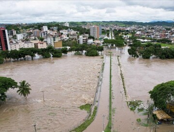 В Бразилии число жертв дождей и оползней выросло до 120