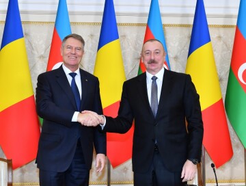 Президенты Азербайджана и Румынии выступили с заявлениями для прессы (Фото-Обновлено)