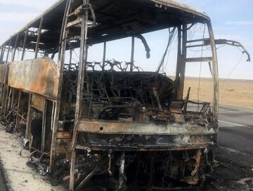 В Саудовской Аравии загорелся автобус с паломниками: погибли 20 человек (Видео)