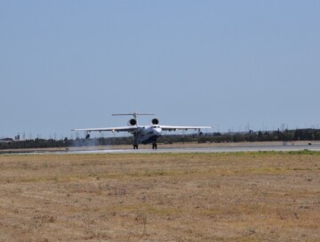 Самолет-амфибия МЧС, тушивший пожары в Турции, вернулся в Азербайджан (Фото)