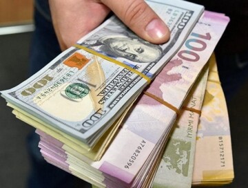 Подешевеет ли доллар в Азербайджане? - Мнение