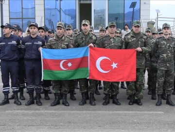 Последняя группа азербайджанских спасателей вернулась на родину из Кахраманмараша (Фото)